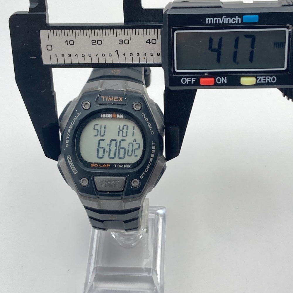 Timex Ironman Men's Watch Digital Gray Black Indiglo 30 Lap Chrono New Battery - Picture 10 of 16